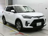 Toyota RAIZE лот № 20272 оценка 3.5  с аукциона в Японии 4