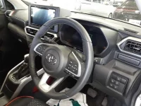 Toyota RAIZE лот № 20272 оценка 3.5  с аукциона в Японии 8