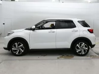 Toyota RAIZE лот № 20272 оценка 3.5  с аукциона в Японии 3