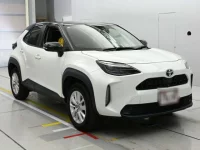 Toyota YARIS CROSS лот № 20273 оценка 3.5  с аукциона в Японии 4