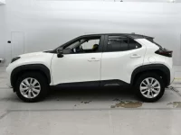 Toyota YARIS CROSS лот № 20273 оценка 3.5  с аукциона в Японии 3