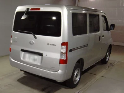 Daihatsu Gran Max