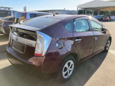 Toyota PRIUS PHV