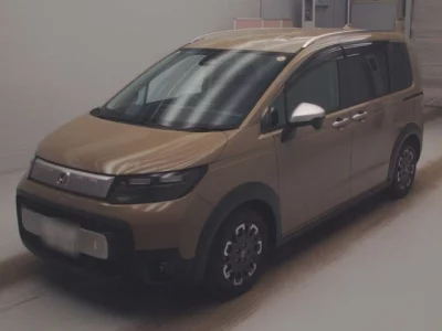Honda FREED  с аукциона в Японии