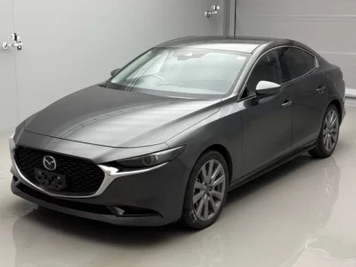 Mazda MAZDA3  с аукциона в Японии