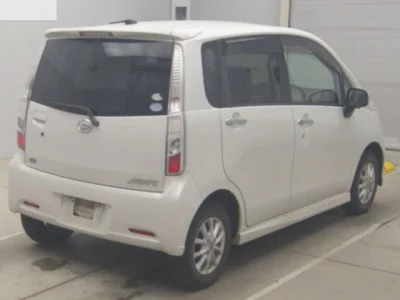 Daihatsu MOVE  с аукциона в Японии