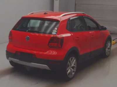 Volkswagen CROSS POLO