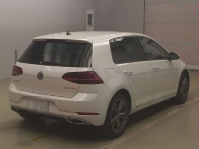 Volkswagen GOLF  с аукциона в Японии