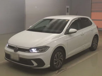 Volkswagen POLO  с аукциона в Японии