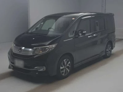 Honda STEP WAGON  с аукциона в Японии