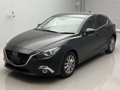 Mazda AXELA  с аукциона в Японии