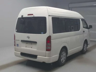 Toyota REGIUS ACE VAN