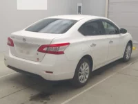 Nissan SYLPHY лот № 70101 оценка 3.5  с аукциона в Японии 1