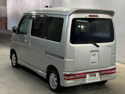 Daihatsu Atrai Wagon  с аукциона в Японии