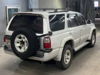 Toyota HILUX SURF лот № 4037 оценка 3.5  с аукциона в Японии 4