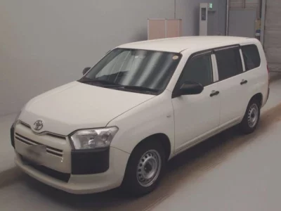 Toyota PROBOX  с аукциона в Японии