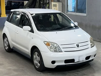 Toyota IST