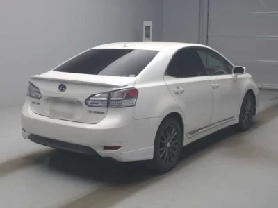 Lexus HS
