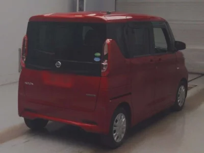 Nissan ROOX  с аукциона в Японии