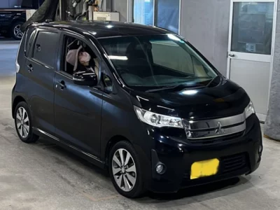 Mitsubishi EK CUSTOM