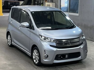 Mitsubishi EK CUSTOM