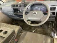 Mazda BONGO лот № 80 оценка 3.5  с аукциона в Японии 2
