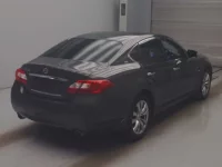 Nissan FUGA лот № 9091 оценка 3.5  с аукциона в Японии 1