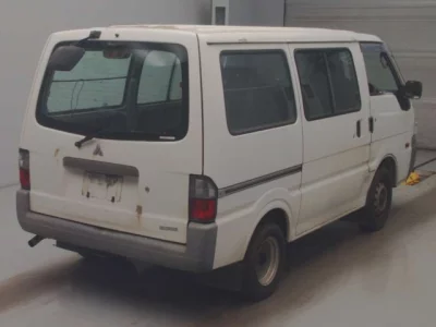 Mitsubishi DELICA  с аукциона в Японии