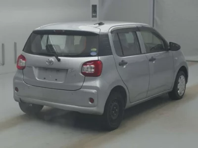 Toyota PASSO  с аукциона в Японии