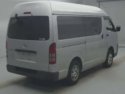 Toyota REGIUS ACE VAN