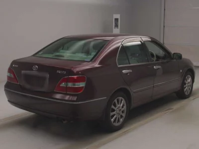Toyota BREVIS  с аукциона в Японии