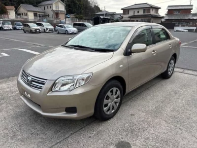 Toyota COROLLA AXIO  с аукциона в Японии
