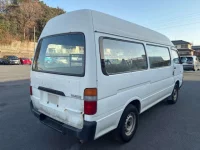 Toyota HIACE VAN лот № 50039 оценка 3  с аукциона в Японии 1