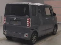 Toyota PIXIS MEGA лот № 83002 оценка 4  с аукциона в Японии 1