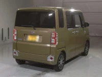 Toyota PIXIS MEGA лот № 3518 оценка 4.5  с аукциона в Японии 1