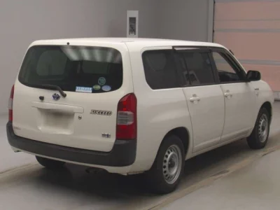 Toyota SUCCEED  с аукциона в Японии