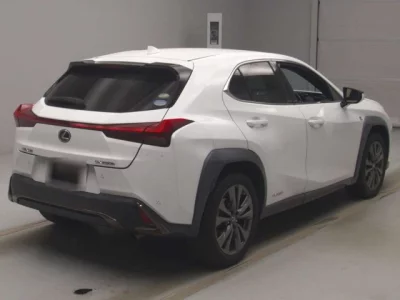 Lexus UX  с аукциона в Японии