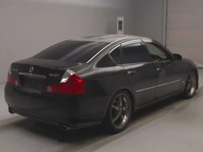 Nissan FUGA  с аукциона в Японии