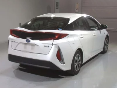 Toyota PRIUS PHV