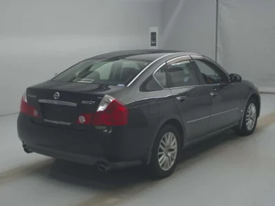 Nissan FUGA  с аукциона в Японии