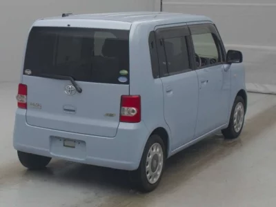 Toyota PIXIS SPACE