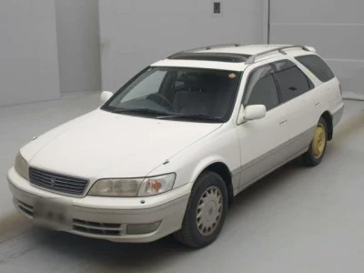 Toyota MARK2 QUALIS
