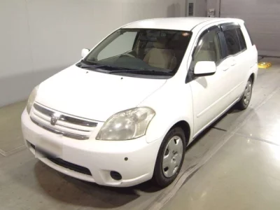 Toyota RAUM