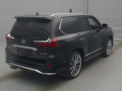 Lexus LX