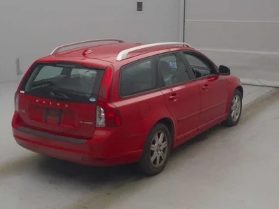 Volvo V50