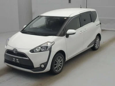 Toyota SIENTA  с аукциона в Японии