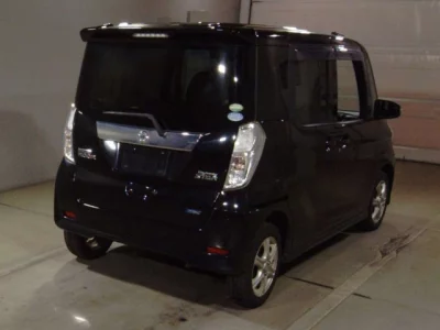 Nissan DAYZ ROOX  с аукциона в Японии