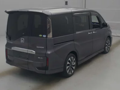 Honda STEP WAGON  с аукциона в Японии