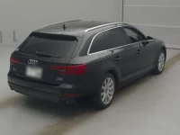 Audi A4 лот № 70119 оценка 4  с аукциона в Японии 1