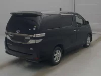 Toyota VELLFIRE лот № 70123 оценка 3  с аукциона в Японии 1